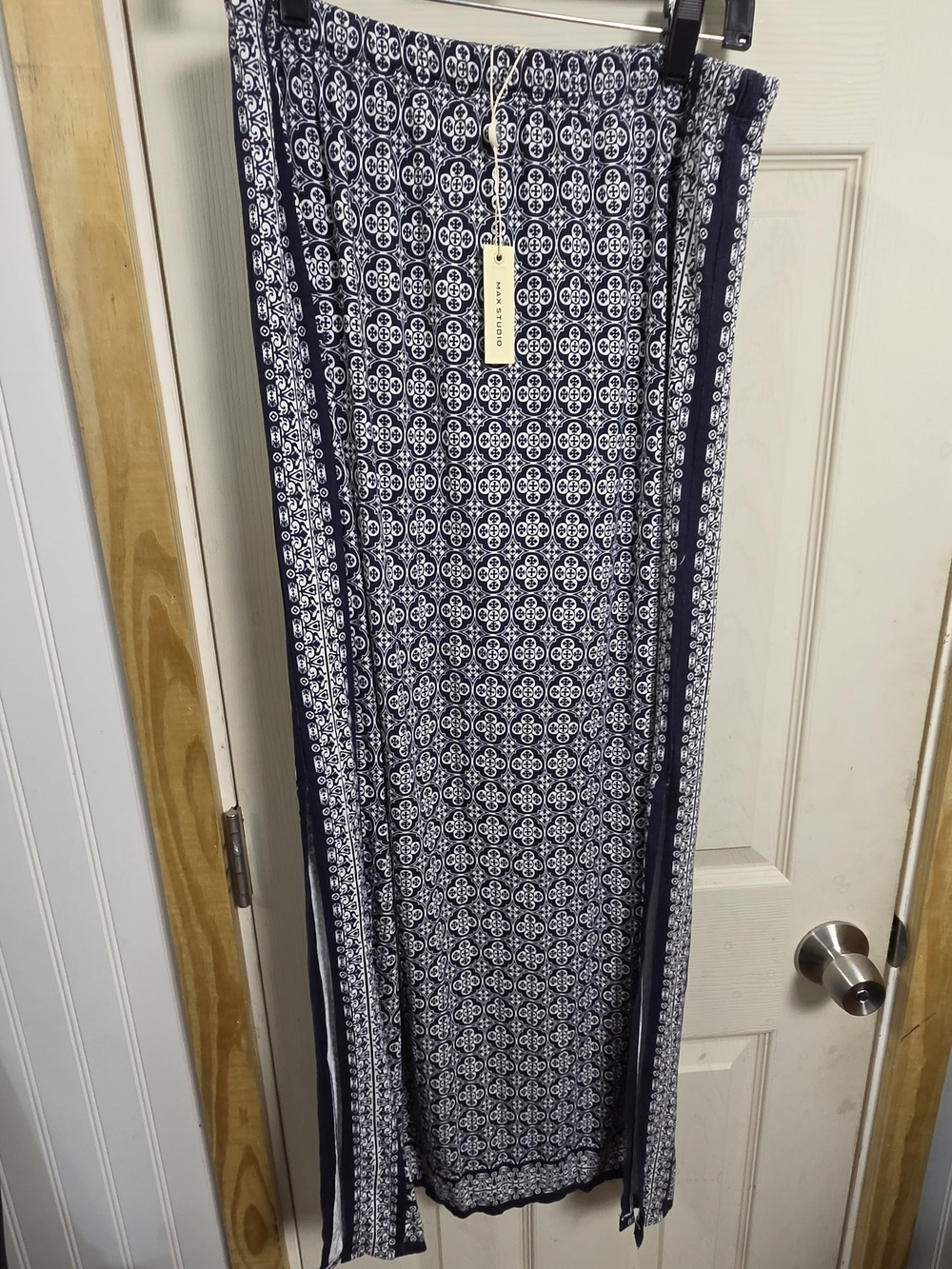 Maxi Skirt Side Slit Navy and White Max Studio #0387